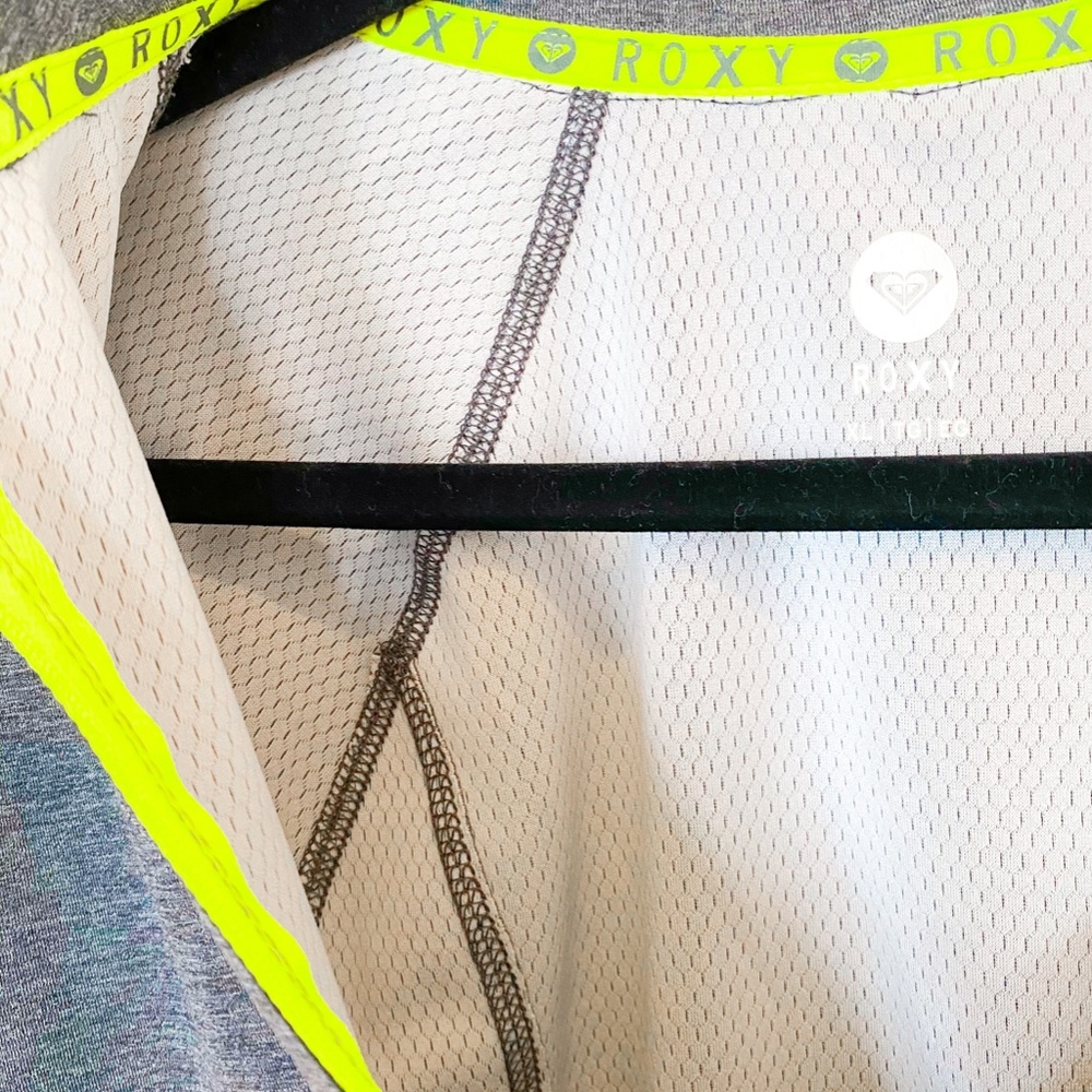 Roxy ‘Dawn Runner’ Half Zip Pullover - image 8